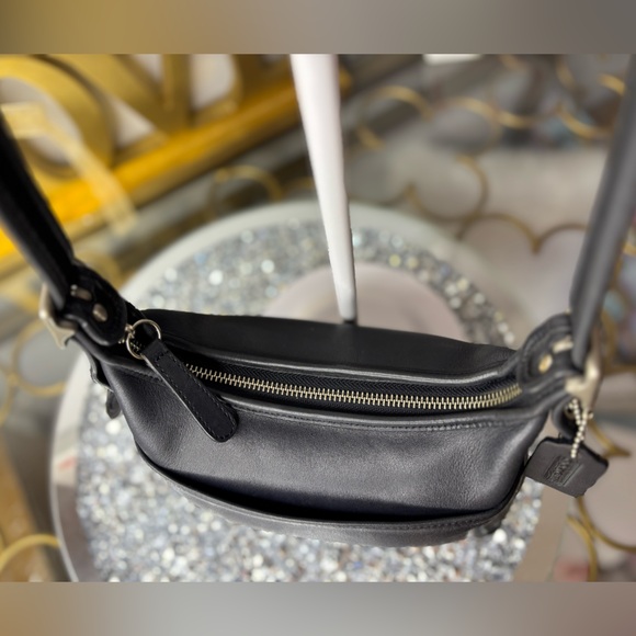 Coach 2002 Vintage Legacy Hobo Bag EUC - Picture 6 of 16